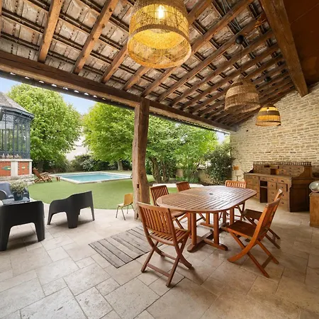 Grande Maison Avec Piscine Proche Centre Beaune (Cote d'Or)